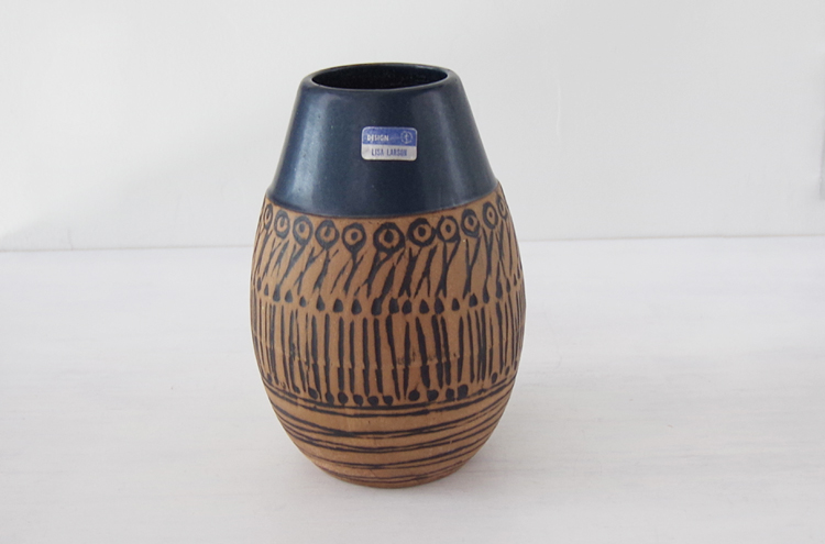 LisaL_Granada_Vase