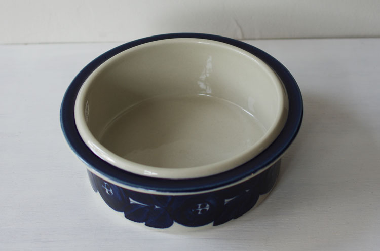 Arabia_Anemone18Bowl