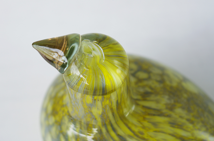 iittala_BirdPineGrosbeak