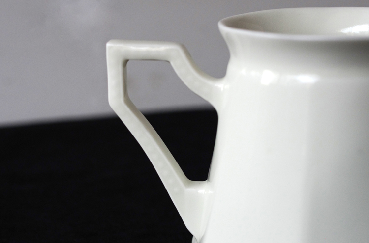 NomuraTakuya_OctogonalPitcher