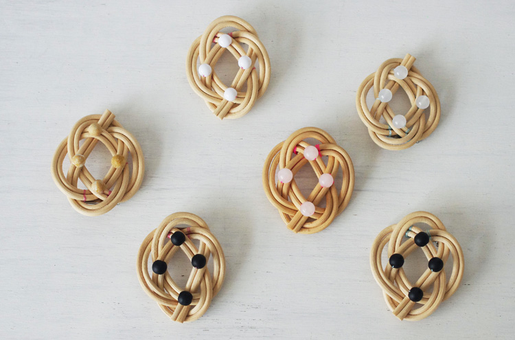 takayokatayama_brooch_flowerMarua2