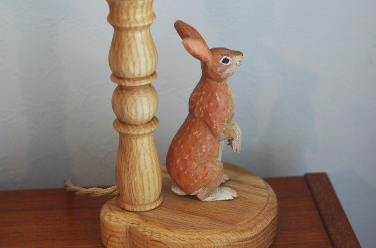 Rebmobmokkou_stand_Rabbit