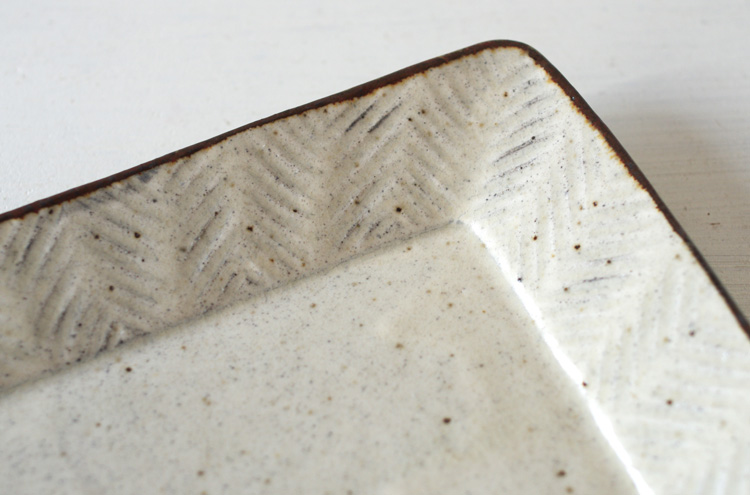 Lion_HorikoSquarePlate