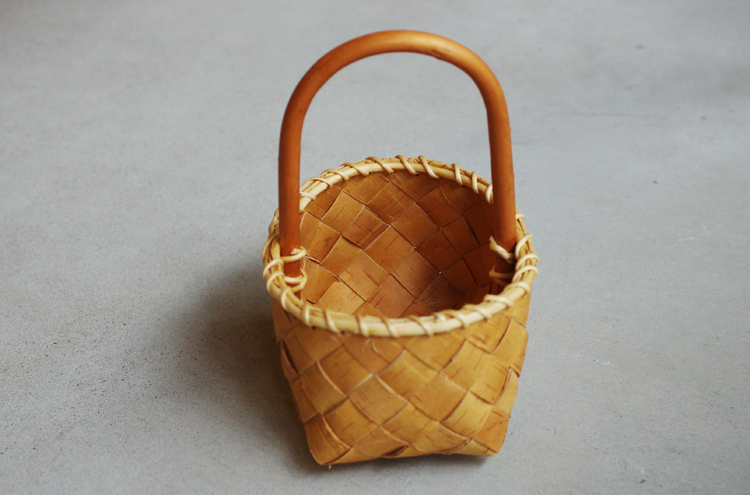 Bror_WBBirchHandleBasketS
